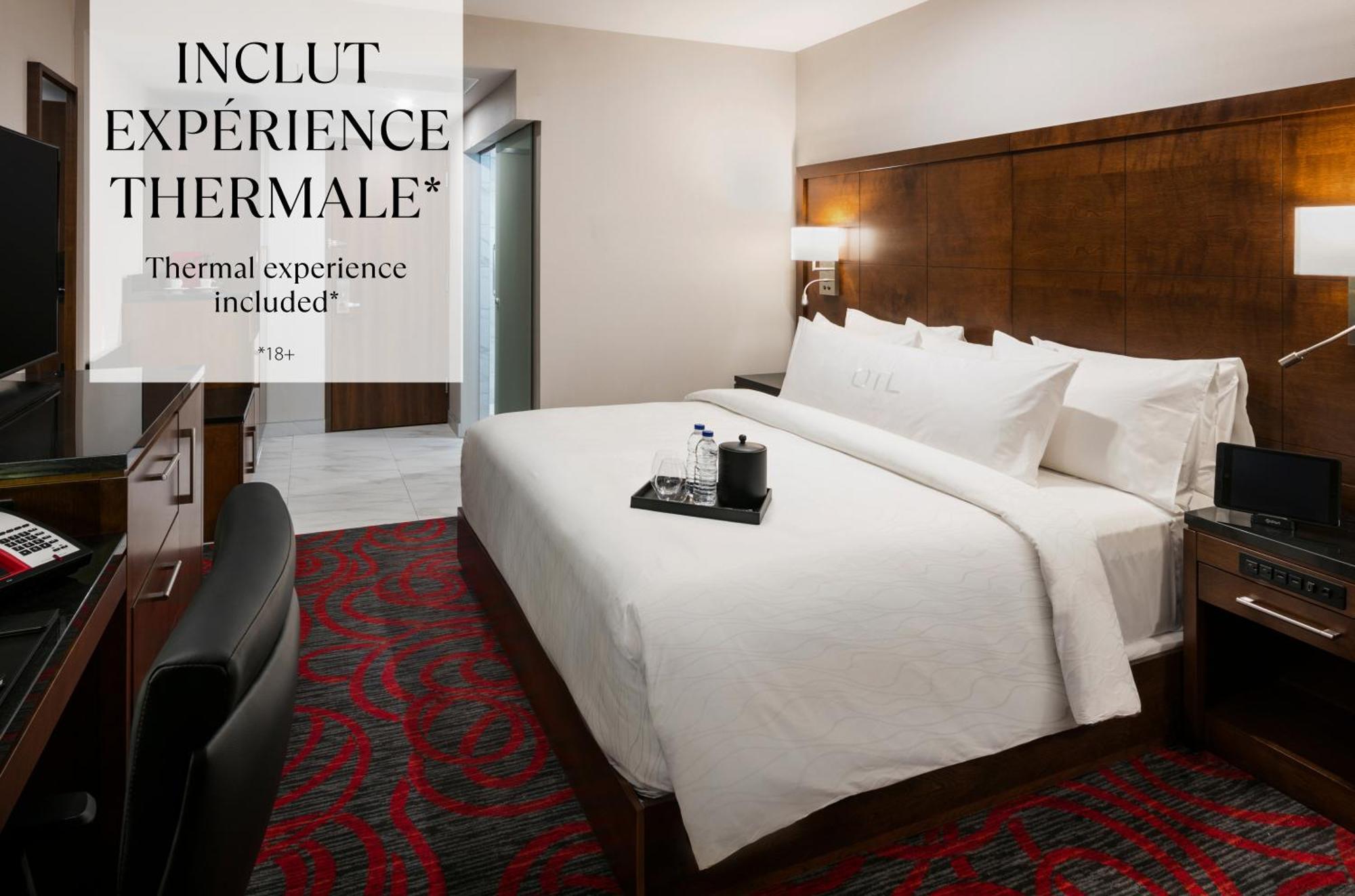 Otl Gouverneur Sherbrooke Ruang foto A room at the hotel